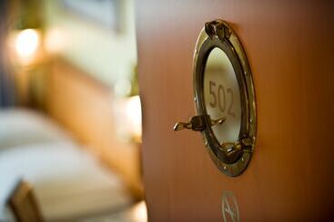 هتل Wyndham Stralsund Hansedom