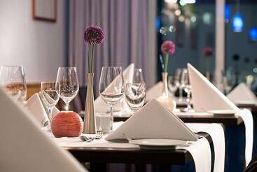 هتل Wyndham Stralsund Hansedom