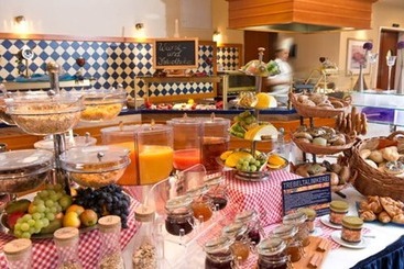 هتل Wyndham Stralsund Hansedom