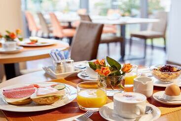 هتل Imperial Düsseldorf   Sure Collection By Best Western