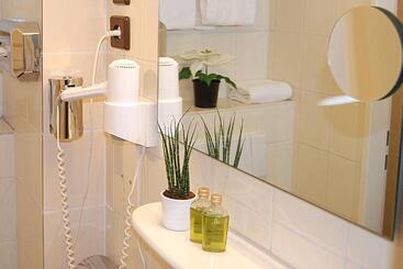 هتل Krone Aachen | City Eurogress
