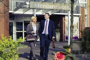 هتل Mercure  Dusseldorf Kaarst