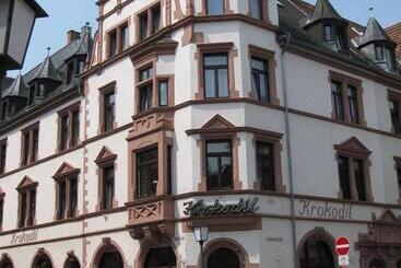 هتل Restaurant Krokodil