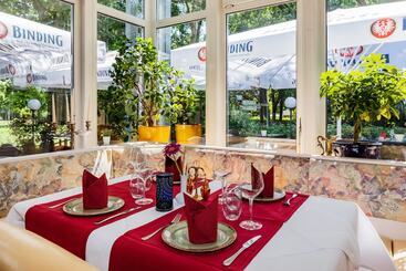 Parkhotel Frankfurt Airport