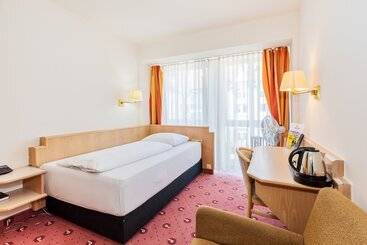 Parkhotel Frankfurt Airport