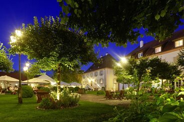 هتل Schloss Reinach