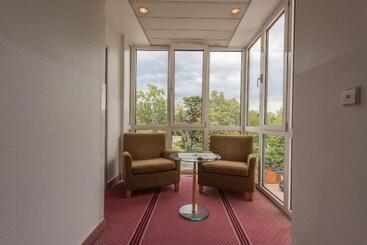 Parkhotel Frankfurt Airport