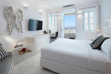 Dana Villas & Infinity Suites