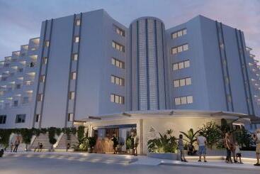 هتل Atlantica Ocean Beach Resort