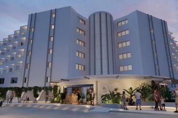 هتل Atlantica Ocean Beach Resort