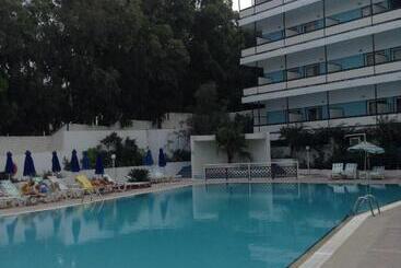 Hotel Belair Beach