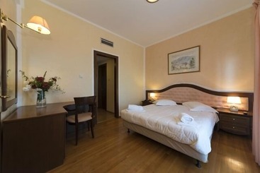 هتل Delphi Palace