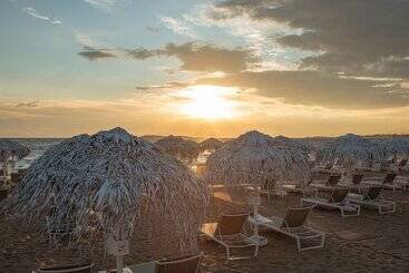 هتل Divani Apollon Palace & Thalasso