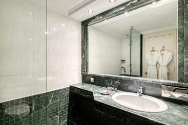 هتل Divani Apollon Palace & Thalasso