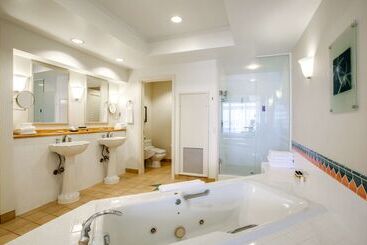 هتل Hyatt Regency Guam