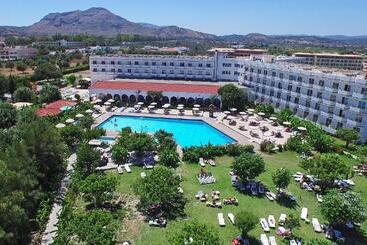 هتل Irene Palace Beach Resort