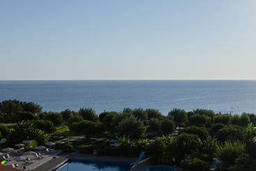 هتل Irene Palace Beach Resort