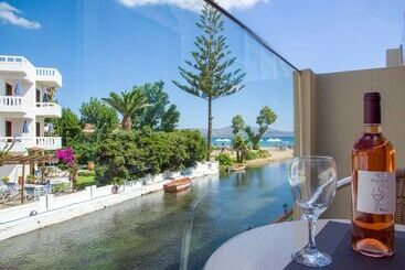 Hotel Kalyves Beach