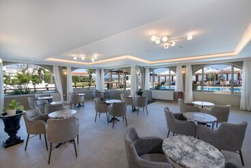 Hotel Kalyves Beach