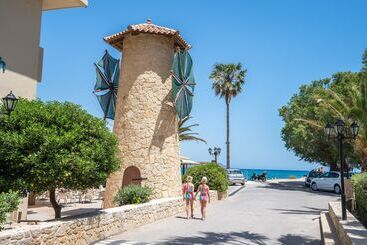 Hotel Kalyves Beach