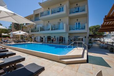 Hotel Kalyves Beach