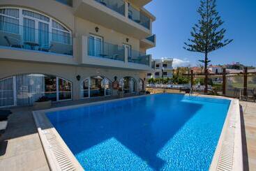 Hotel Kalyves Beach