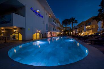 Hotel Kalyves Beach