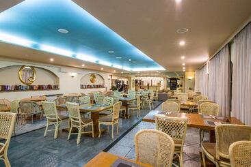 Hotel Kalyves Beach
