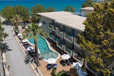 Hotel Kalyves Beach