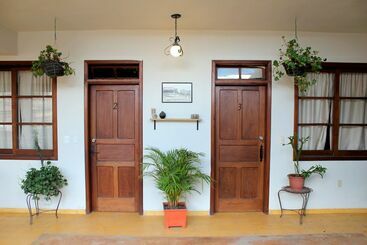 هتل La Ronda Downtown Hostel