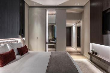 هتل Njv Athens Plaza