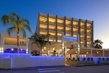 酒店 Oceanis Park