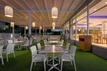 酒店 Oceanis Park
