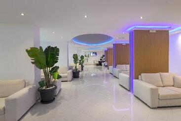 酒店 Oceanis Park