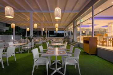 酒店 Oceanis Park