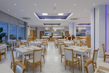 酒店 Oceanis Park