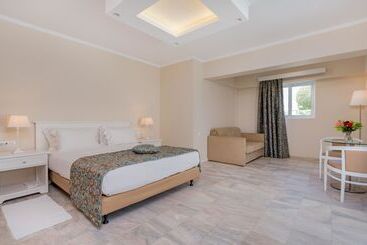هتل Zante Park Resort & Spa, Bw Premier Collection