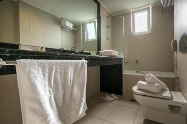 هتل Zante Park Resort & Spa, Bw Premier Collection