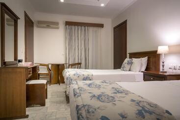 هتل Zante Park Resort & Spa, Bw Premier Collection
