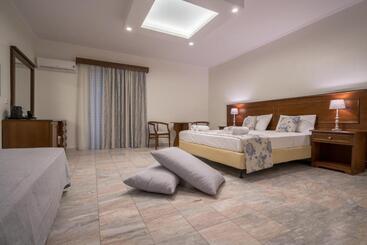 هتل Zante Park Resort & Spa, Bw Premier Collection