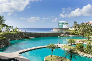 Rihga Royal Laguna Guam Resort