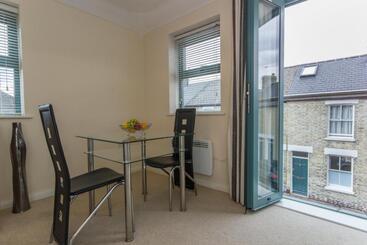 Citystay   Dove House - Cambridge