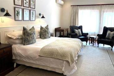 فندق Budmarsh Country Lodge