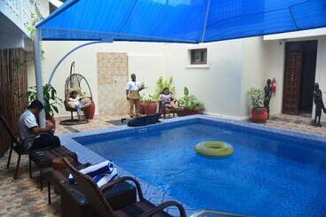 هتل Spice Palace