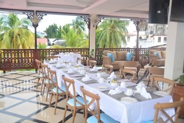 هتل Spice Palace