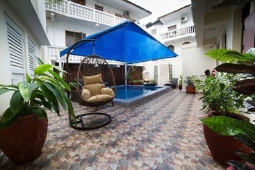 هتل Spice Palace