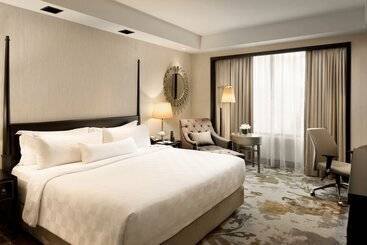 בית מלון כפרי Ayana Midplaza Jakarta