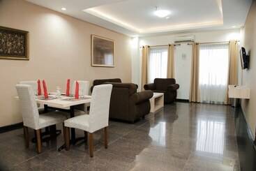 هتل Grand Inna Medan