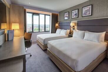 هتل Hilton Garden Inn Dublin City Centre