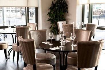 هتل Hilton Garden Inn Dublin City Centre